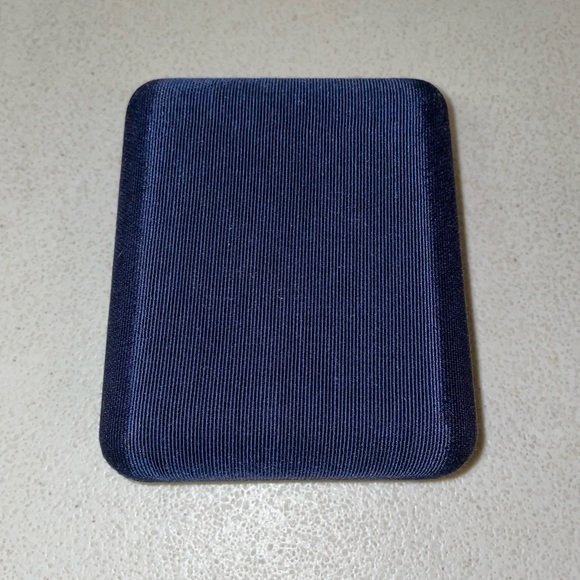 CRYSTALE BY L&J SWAROVSKI Crystallized Sterling Silver Plate Necklace & Earrings - Picture 4 of 6